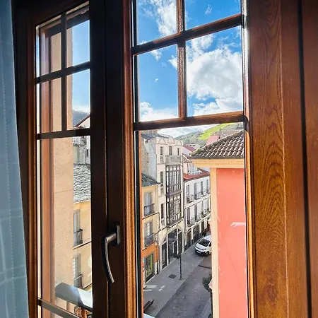 Silvela Dos Amigos * 칸가스 델 나르세아